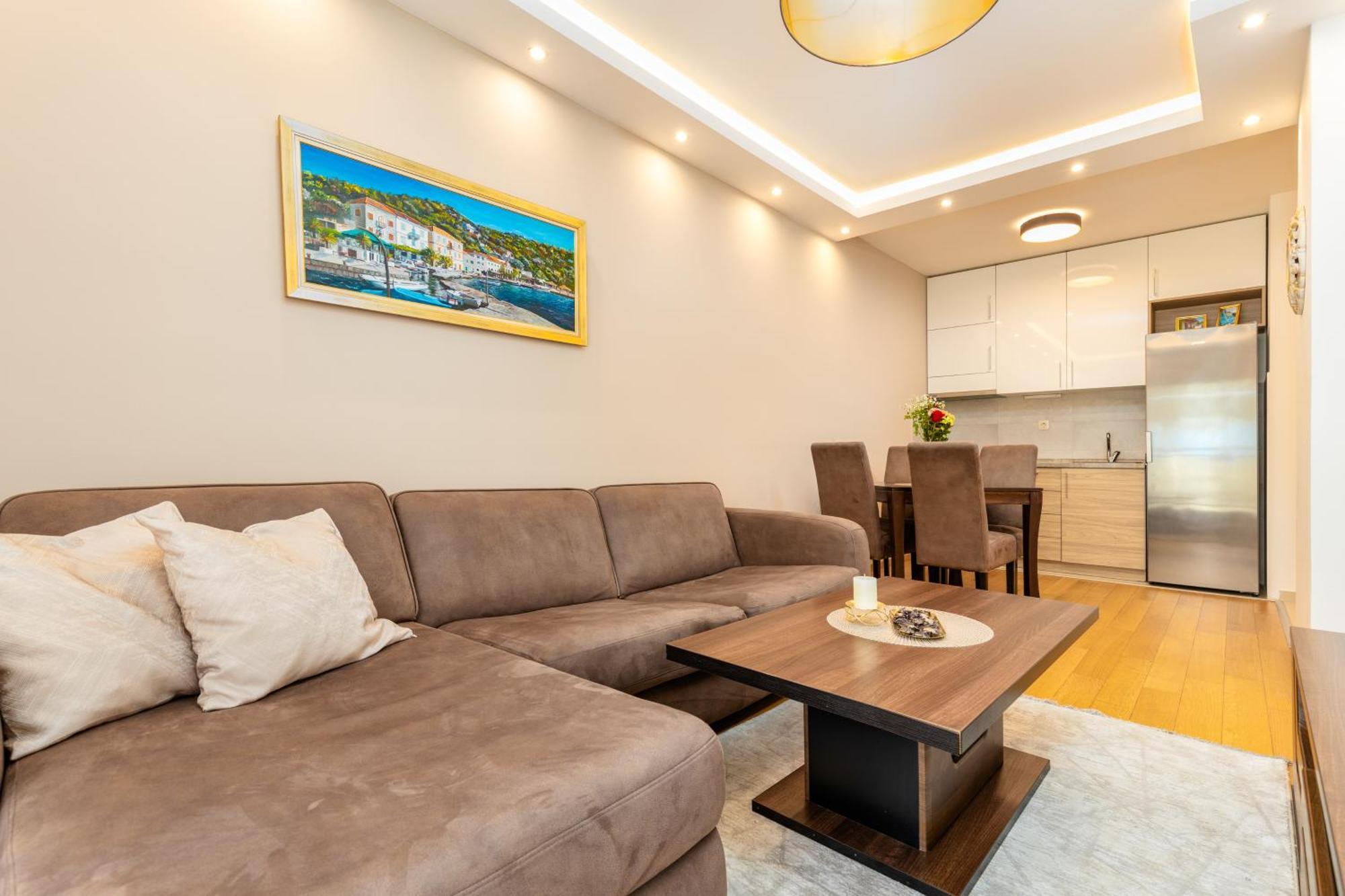 Apart Hotel M S Katunjanin Herceg Novi Extérieur photo